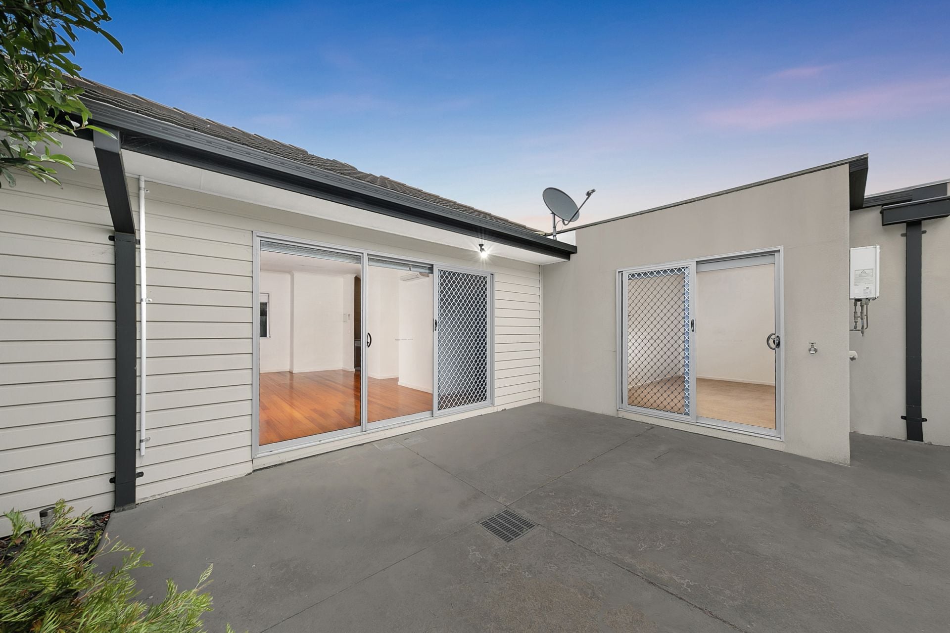 1st Home Buyers/Investors – this has all the right answers …..

Under Offer