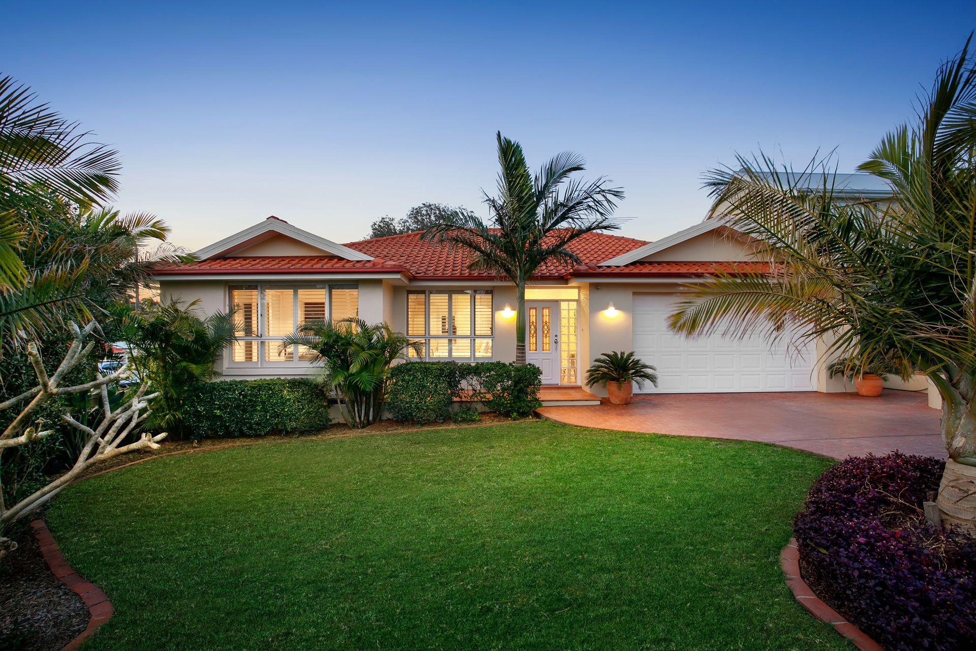 10 Paris Place, Miranda, Miranda - Thumbnail 2