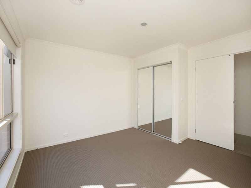 21 Perlette Drive, Point Cook - Thumbnail 6