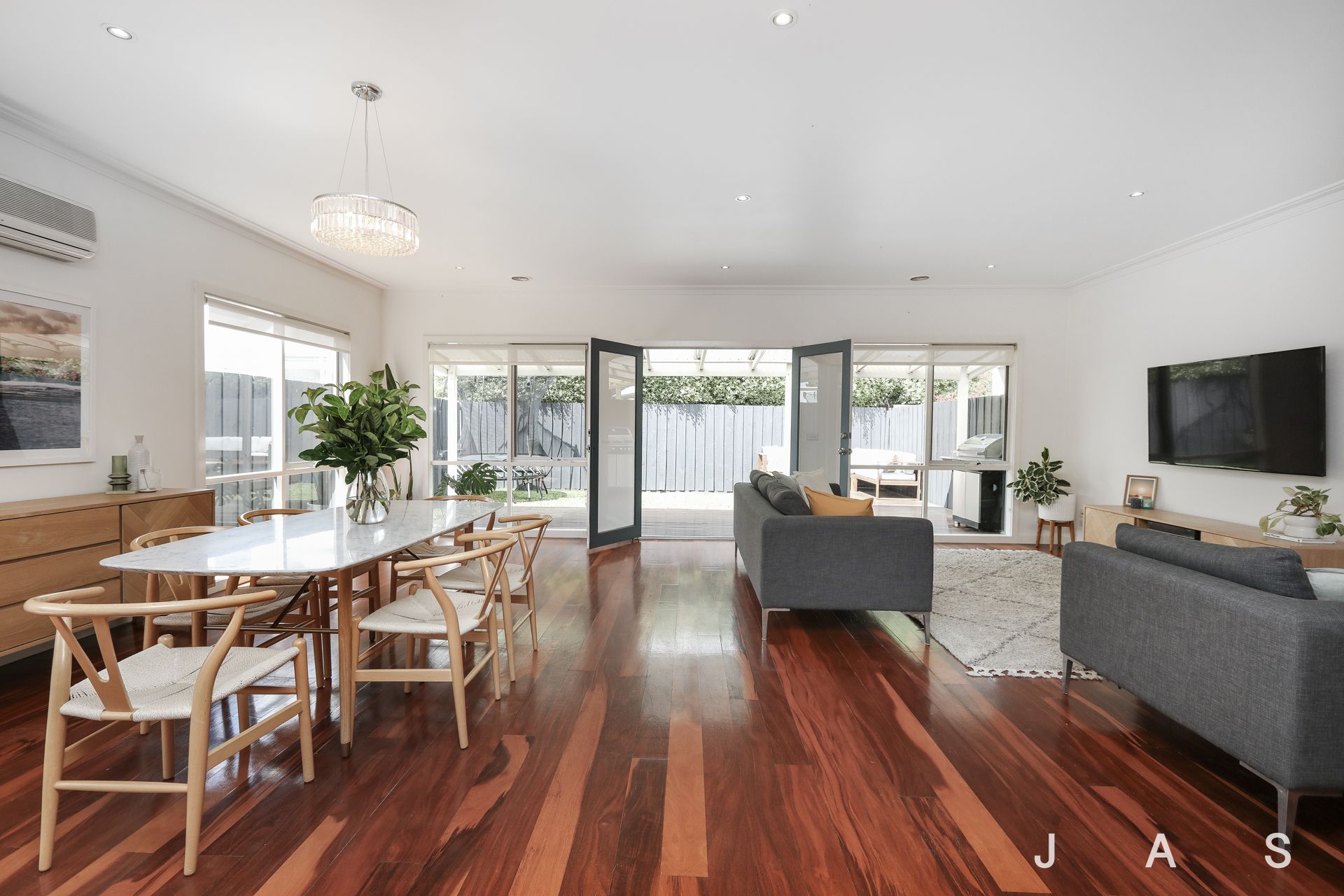 82 Maddox Road Newport VIC, Newport - Thumbnail 4