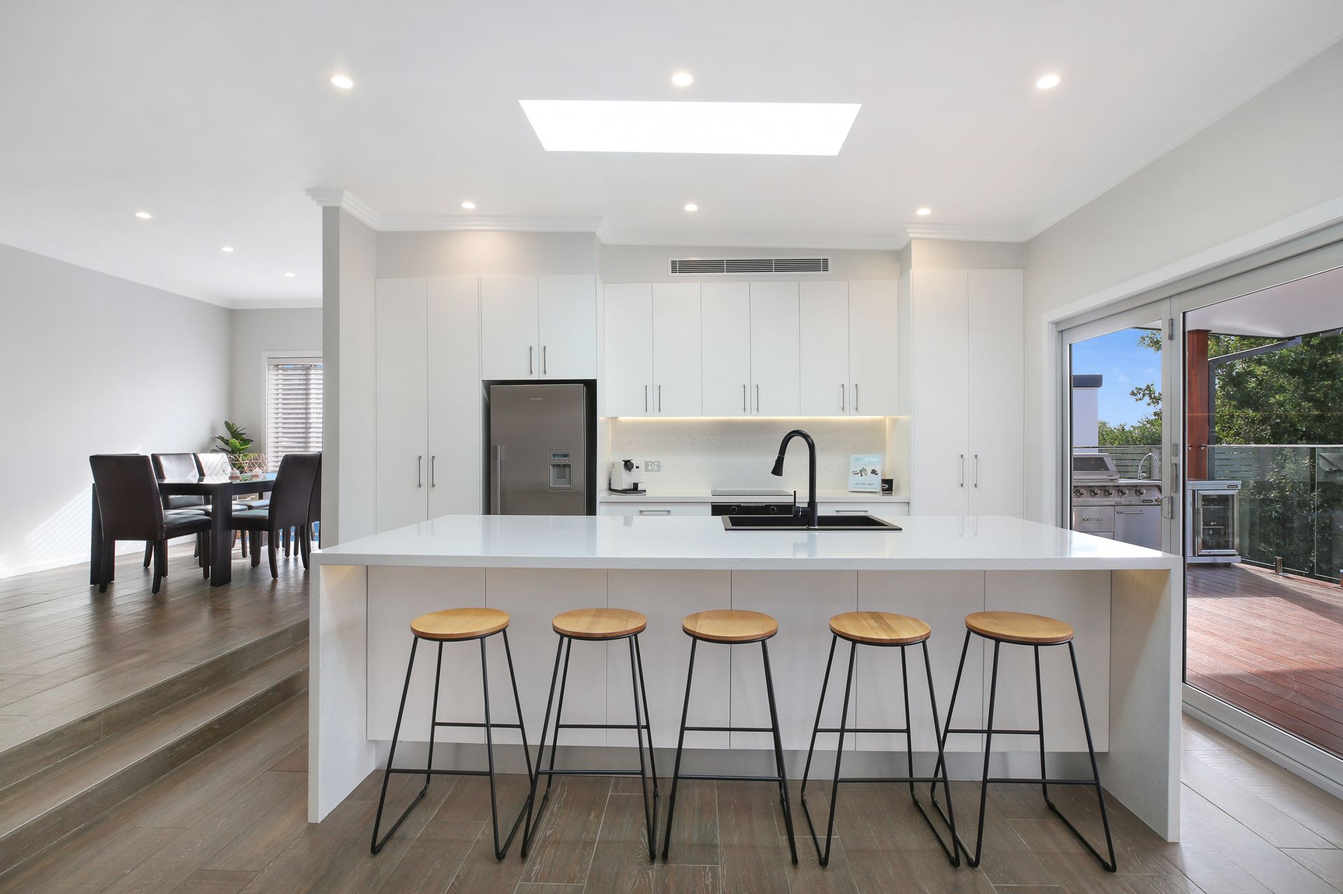 104 Acacia Road, Kirrawee, Kirrawee - Thumbnail 5