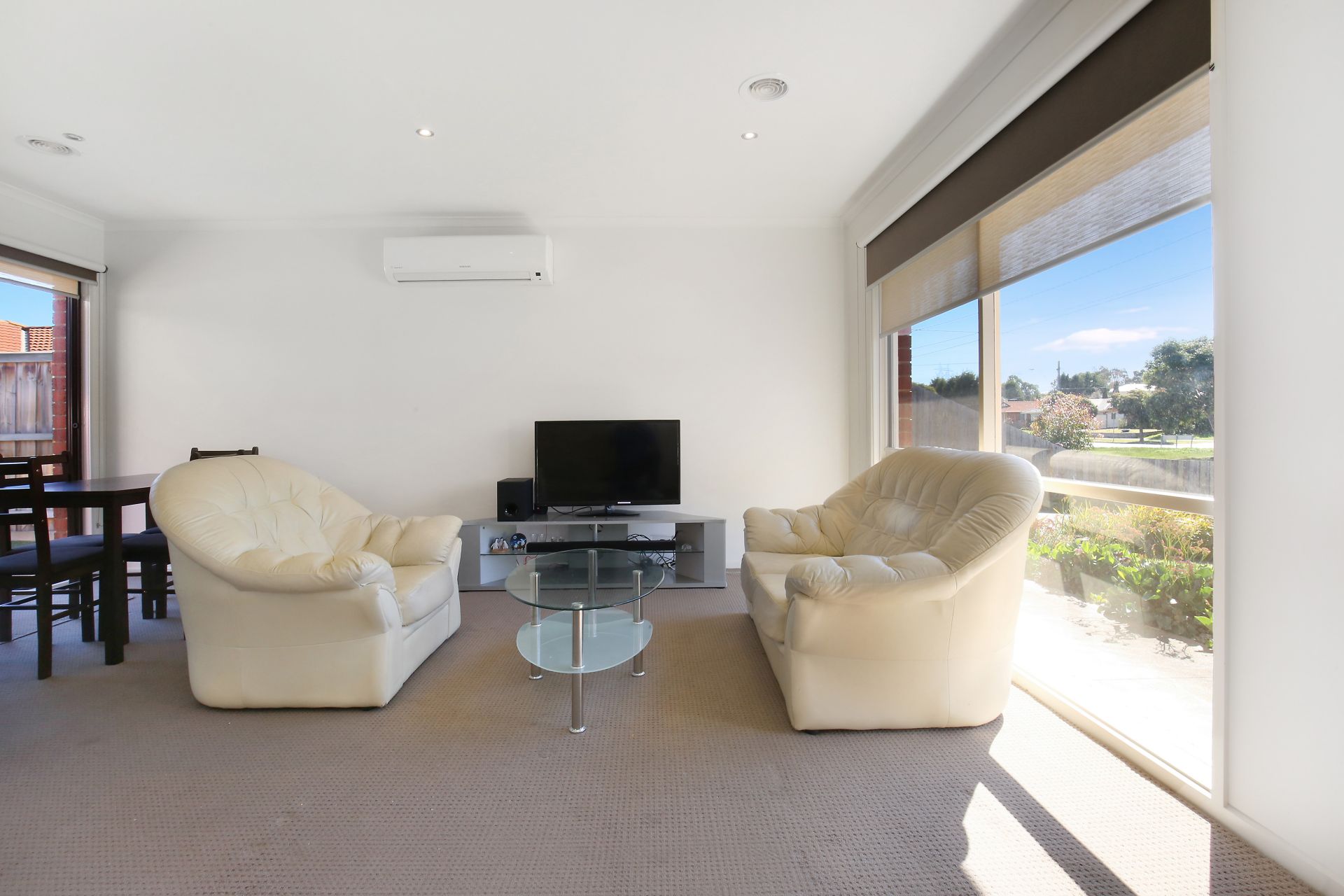 BRIGHT, CHEERFUL, STYLISH SPACES