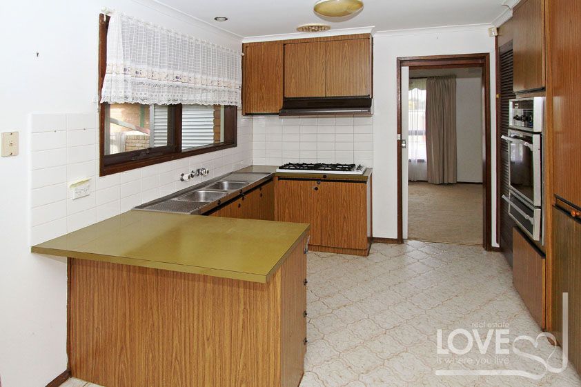 THIS SPACIOUS HOME WILL BE SURE TO IMPRESS