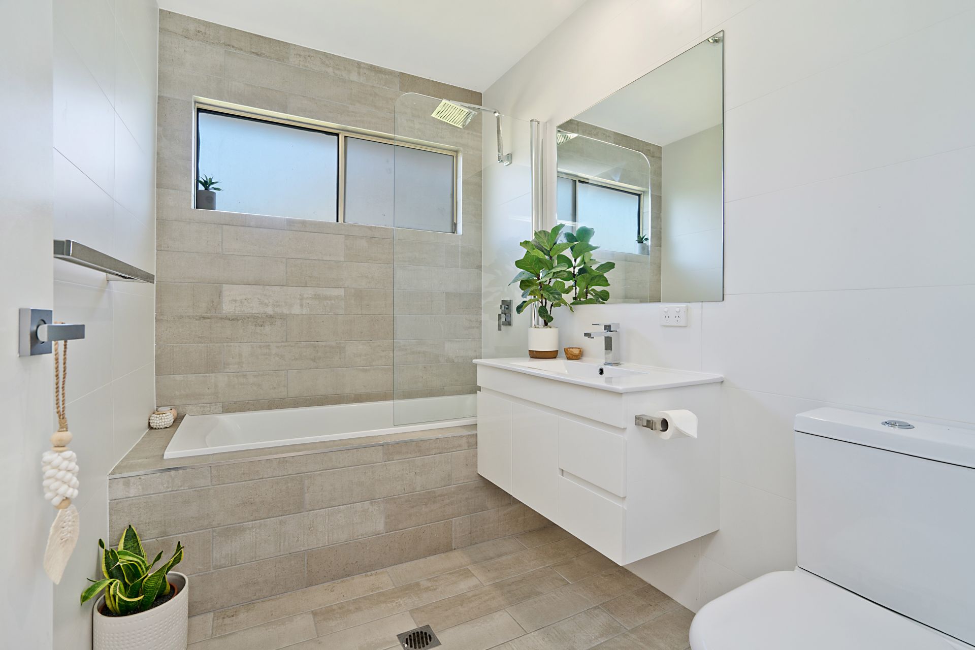 46 Appletree Road, Holmesville McKiernan Real Estate