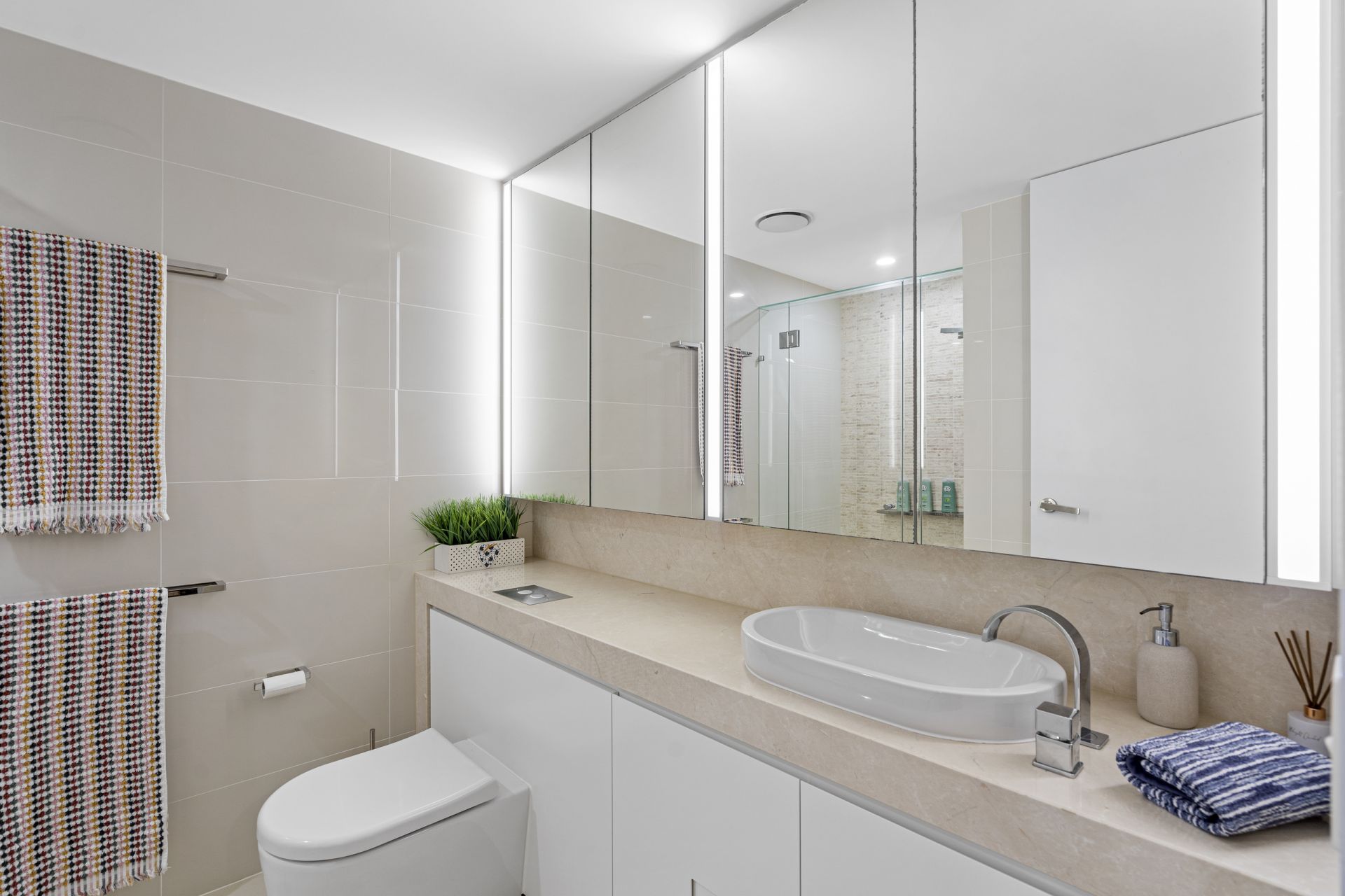 3404/4 Marina Promenade, Paradise Point - Thumbnail 8