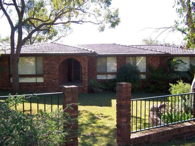 6 Barker Close