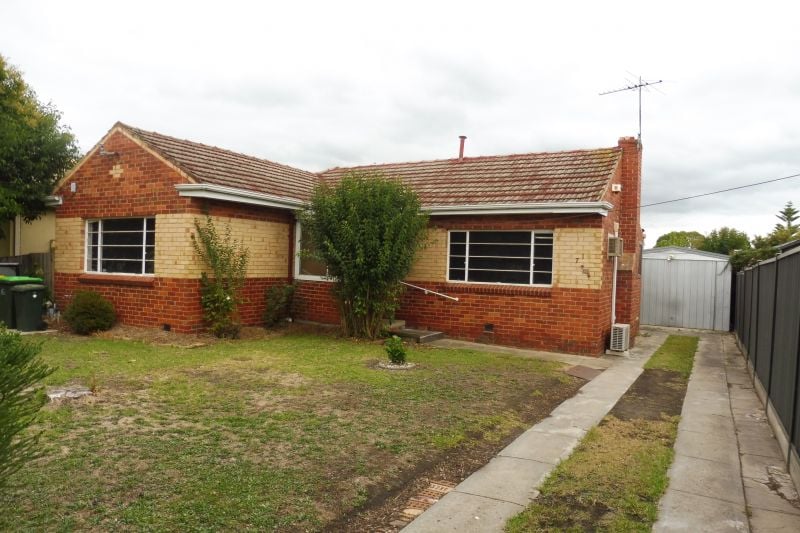 71 Miranda Road, Reservoir