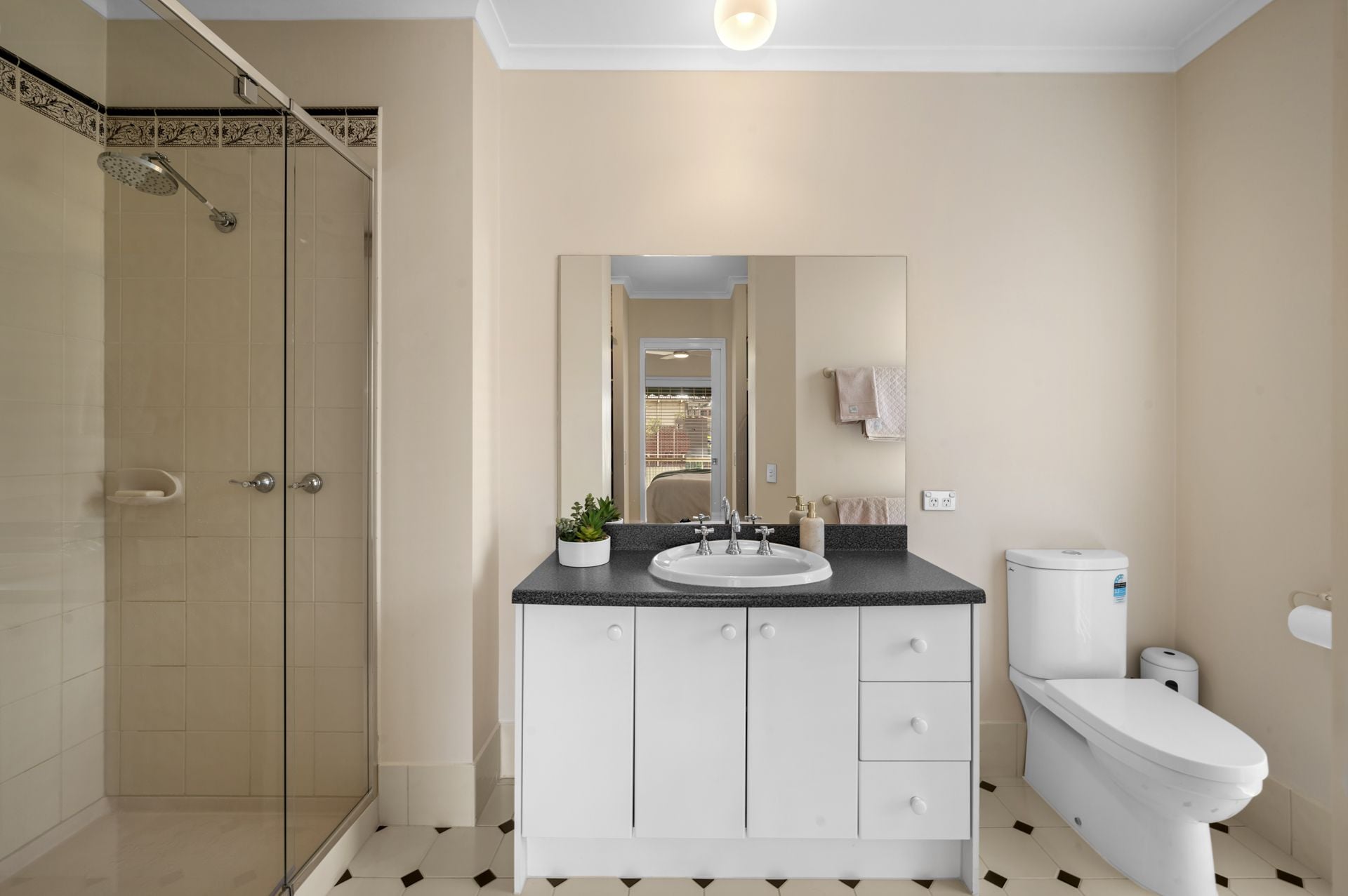 Elegance, Space & Entertainment
