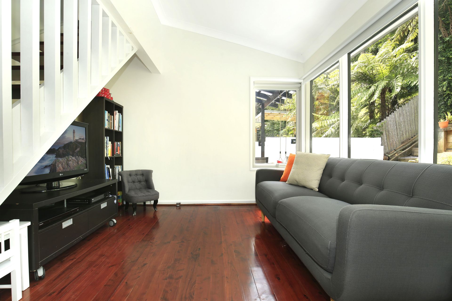 Real Estate For Sale 16 Balook Street Mount Keira , NSW