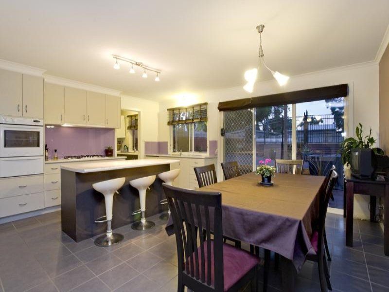 10 Cronulla Court BARWON HEADS VIC, Barwon Heads - Thumbnail 8
