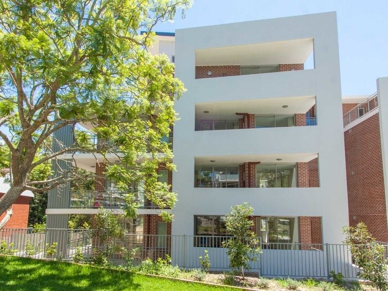 Stunning Brand New Apartment