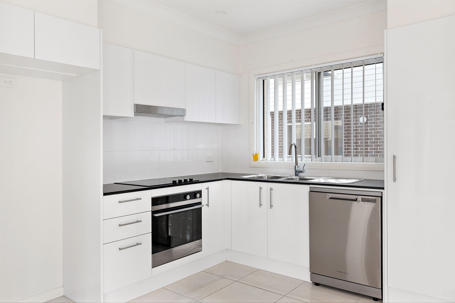 Real Estate For Sale 2/212 Warners Bay Road Mount Hutton , NSW