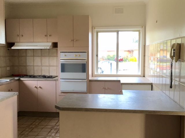 WELL PRESENTED HOME!