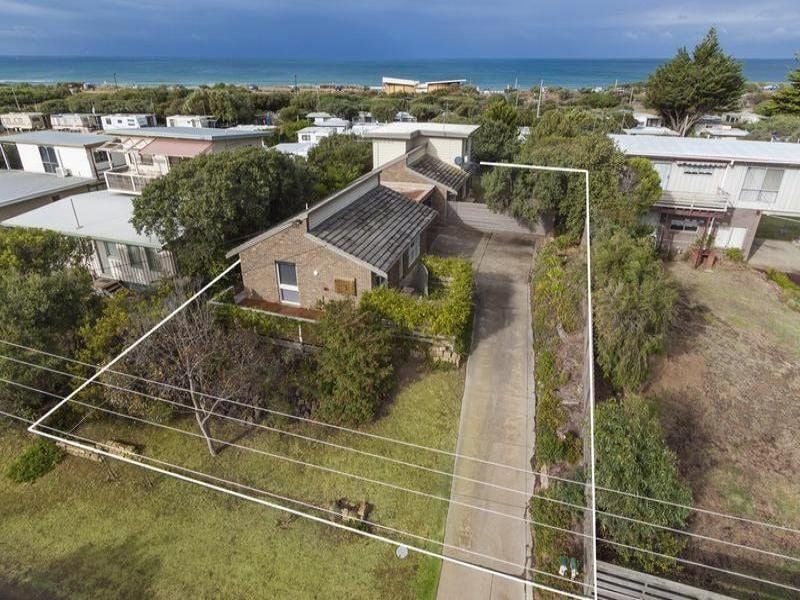 22 Osborne Street OCEAN GROVE VIC, Ocean Grove - Thumbnail 2