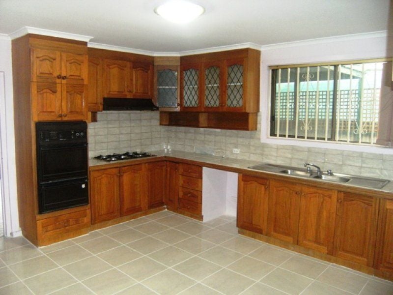 41 Winslow Crescent, Deer Park - Thumbnail 3
