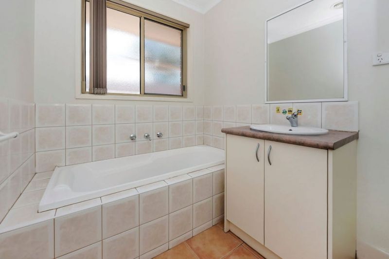 6 Yvette Court, Epping