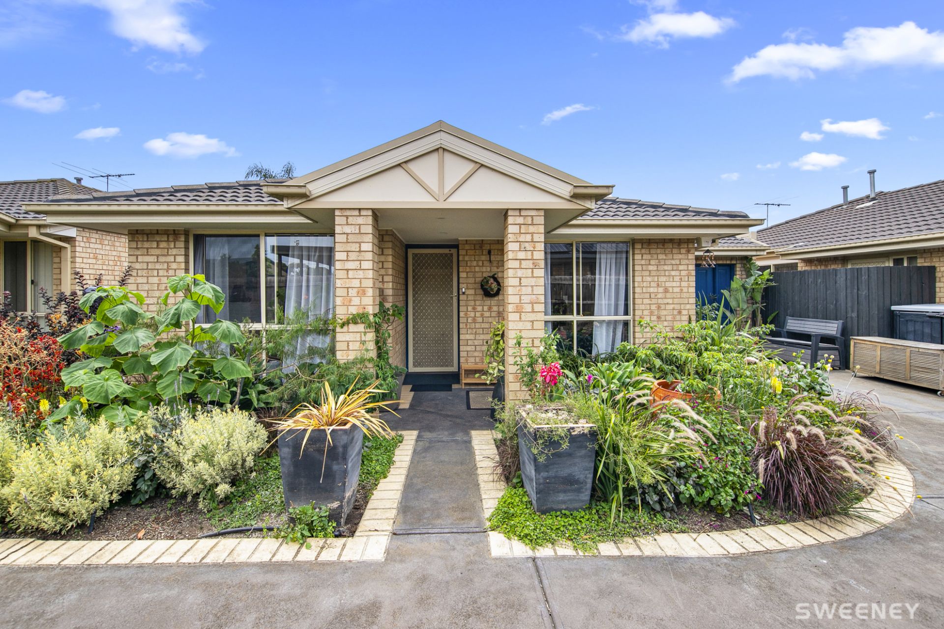 2/50 Orville Street, Altona Meadows - Thumbnail 2