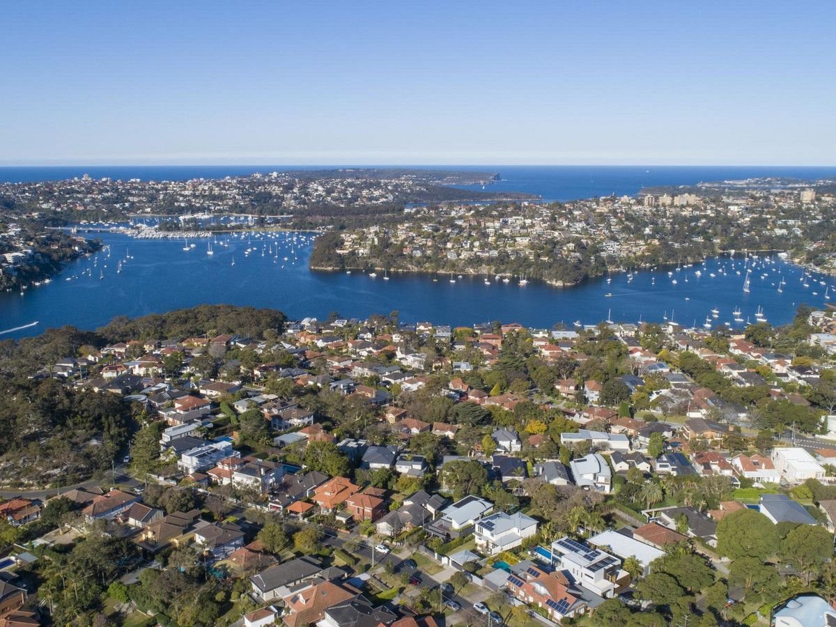 18 Neeworra Road Northbridge 2063