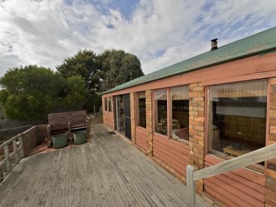 4
 
 
 
  
 
 
 3
 
 
 
  
 
 
 3
 
 
 
 
 
 
 
 75 Beach Road, LEITH TAS 7315, Leith - Thumbnail 6