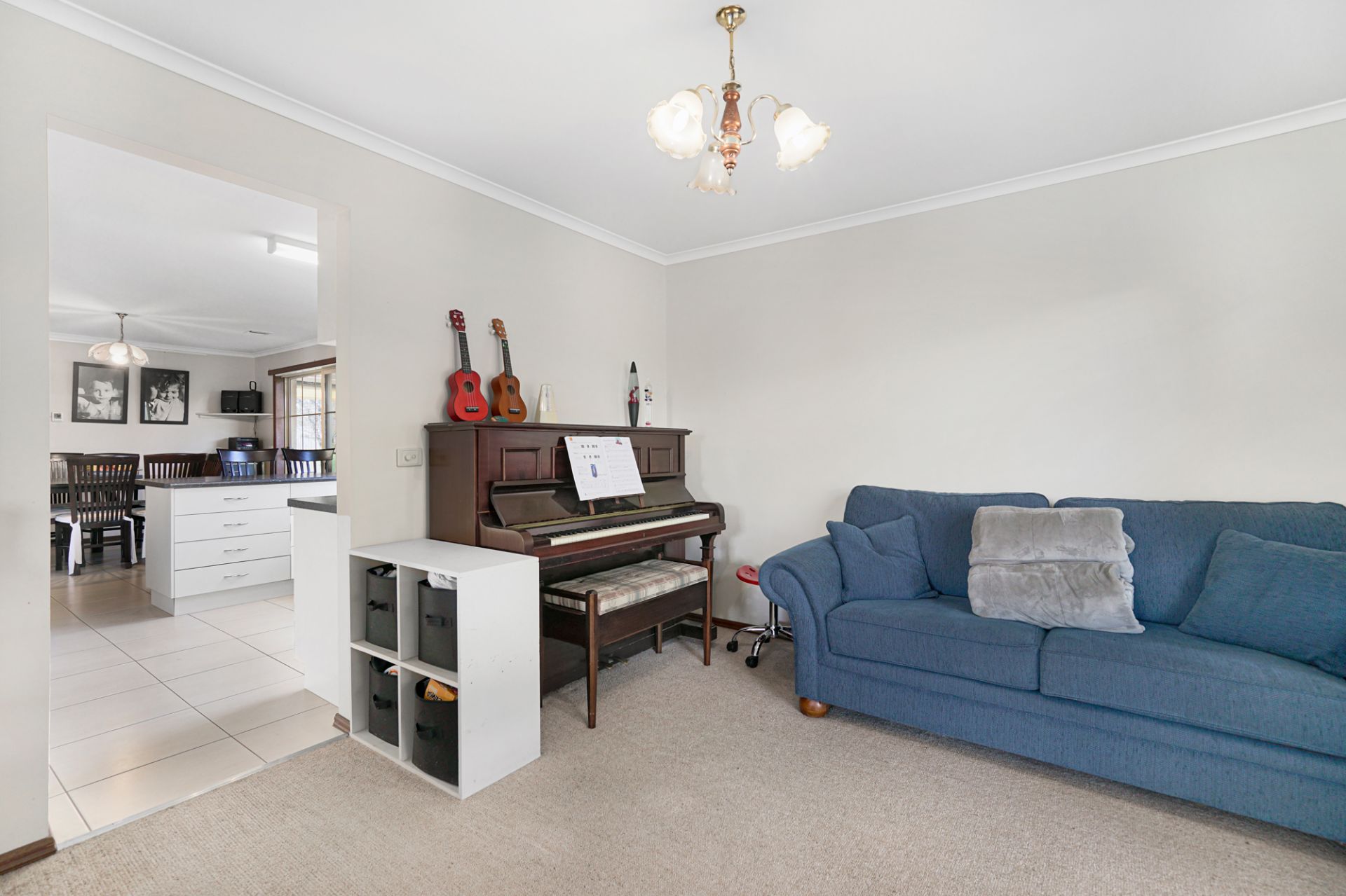 18 Hume Crescent Alfredton VIC, Alfredton - Thumbnail 5