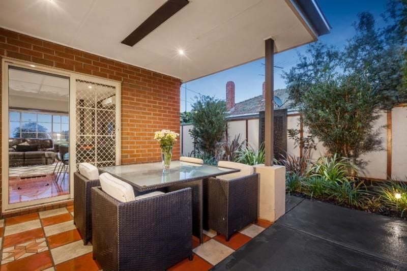 CONTEMPORARY DELIGHT