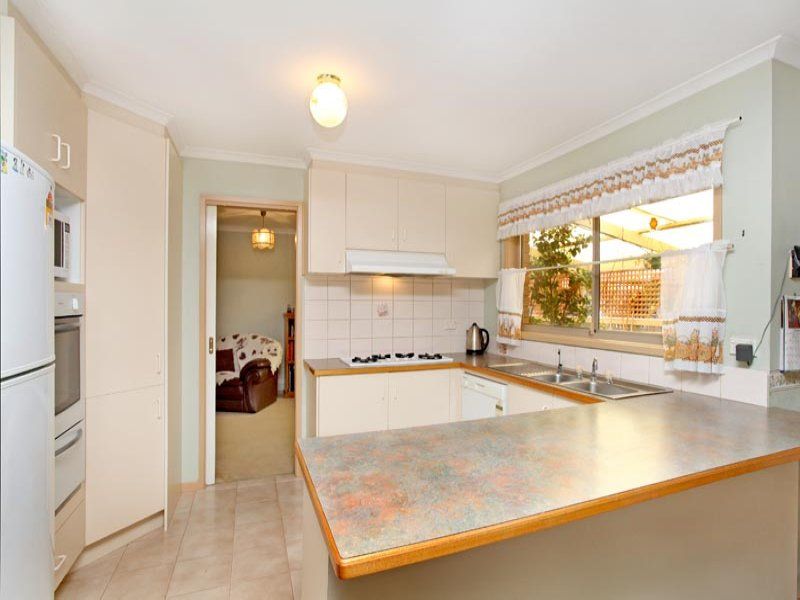 210 Westwood Drive, Burnside - Thumbnail 3