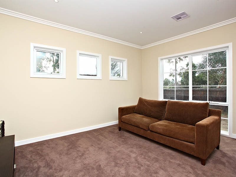 11/7 Toolondo Close, Caroline Springs - Thumbnail 6