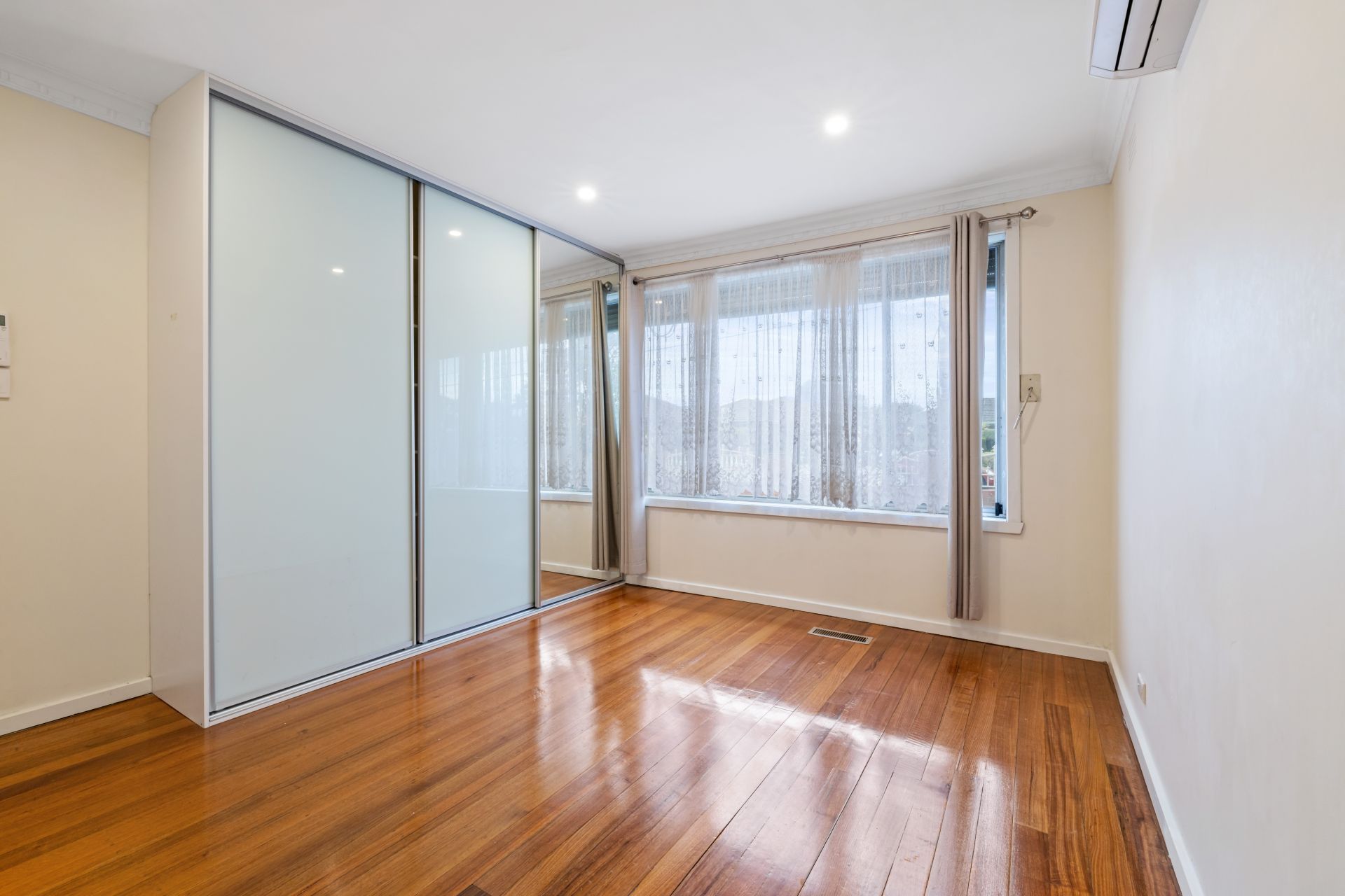 Comfortable Living with Ample Space