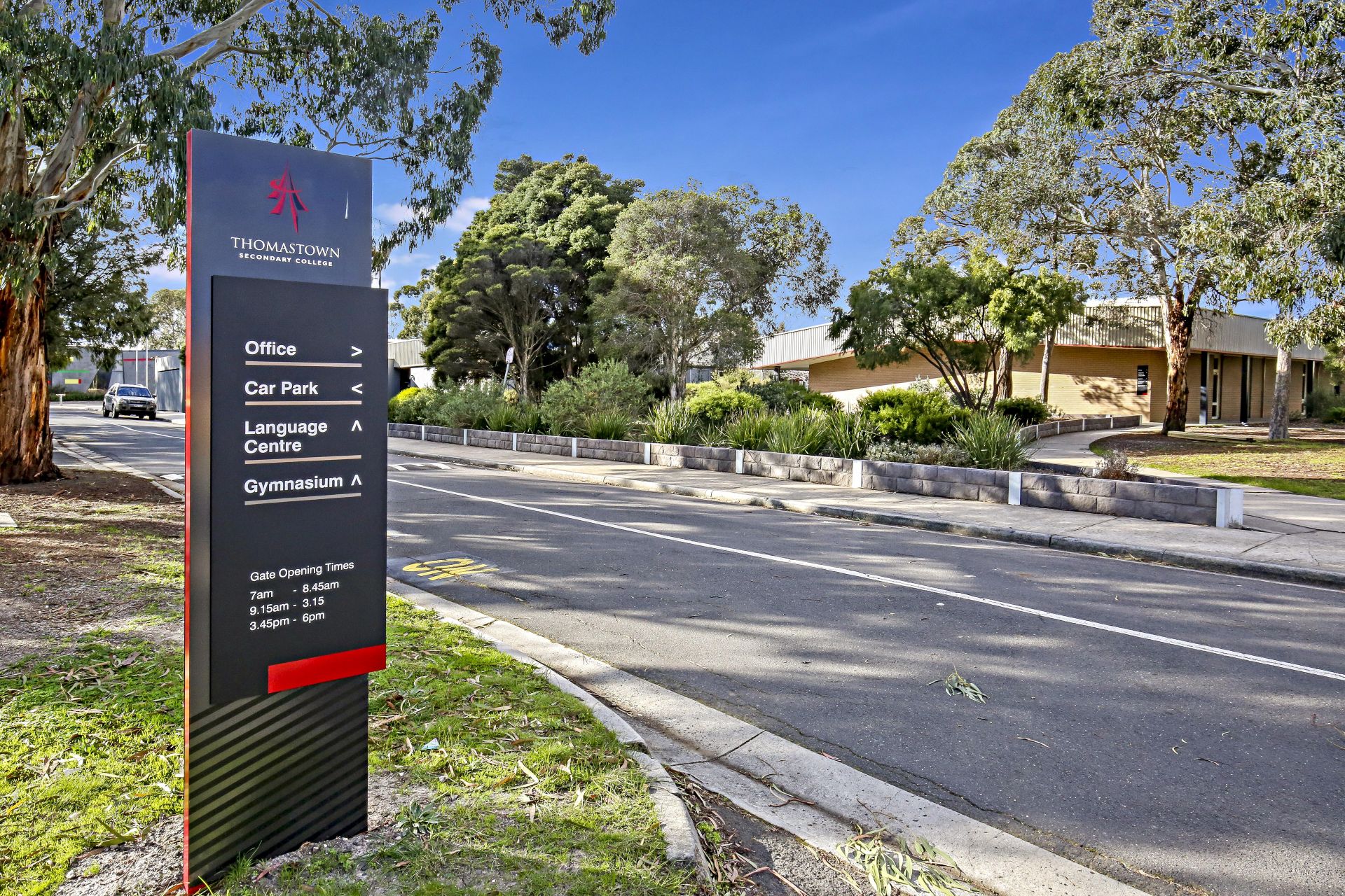 Real Estate For Sale 2 Newton Street Thomastown , VIC