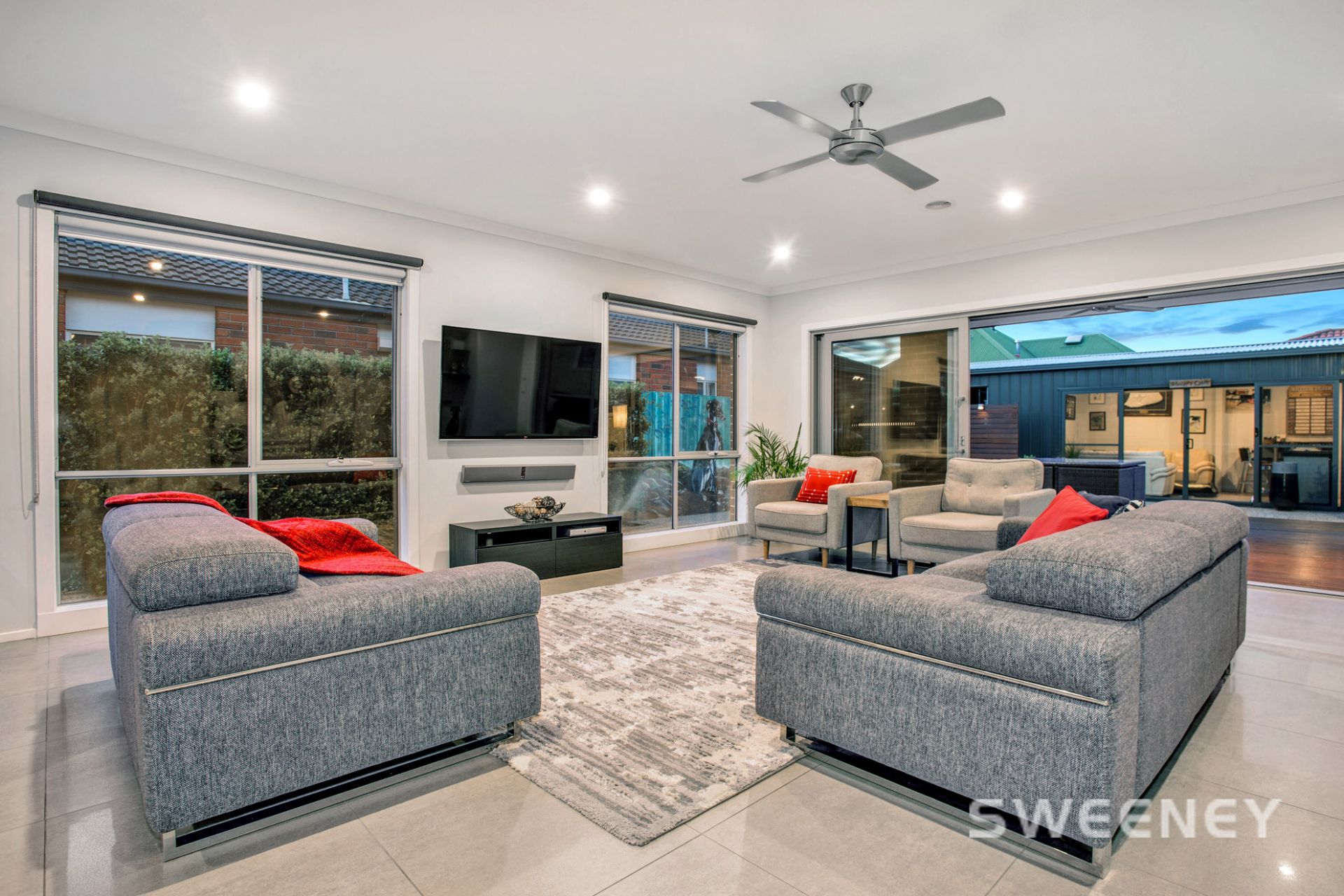 93 Waratah Drive, Altona Meadows - Thumbnail 3