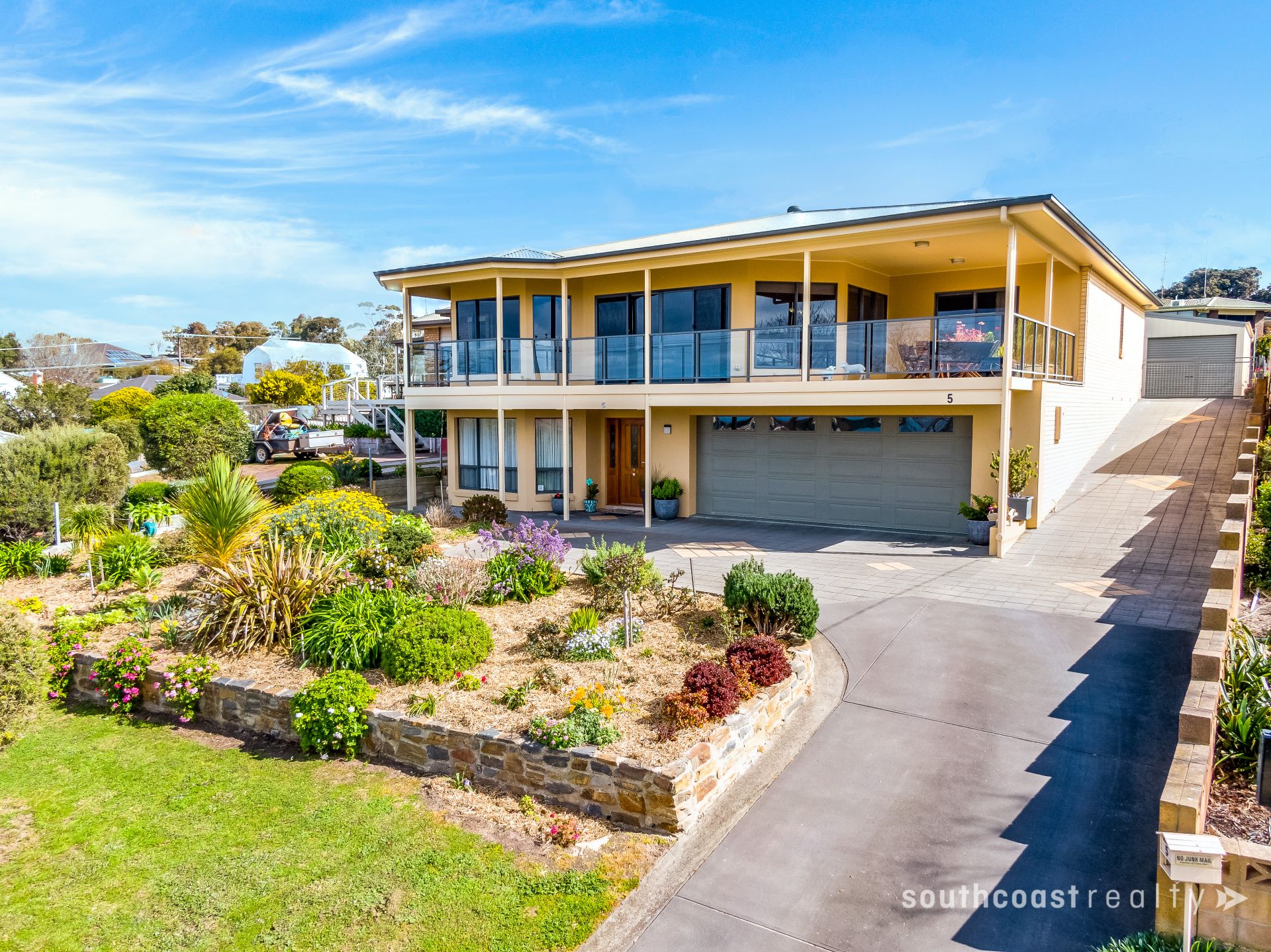 5 William Street, Victor Harbor South Coast Realty