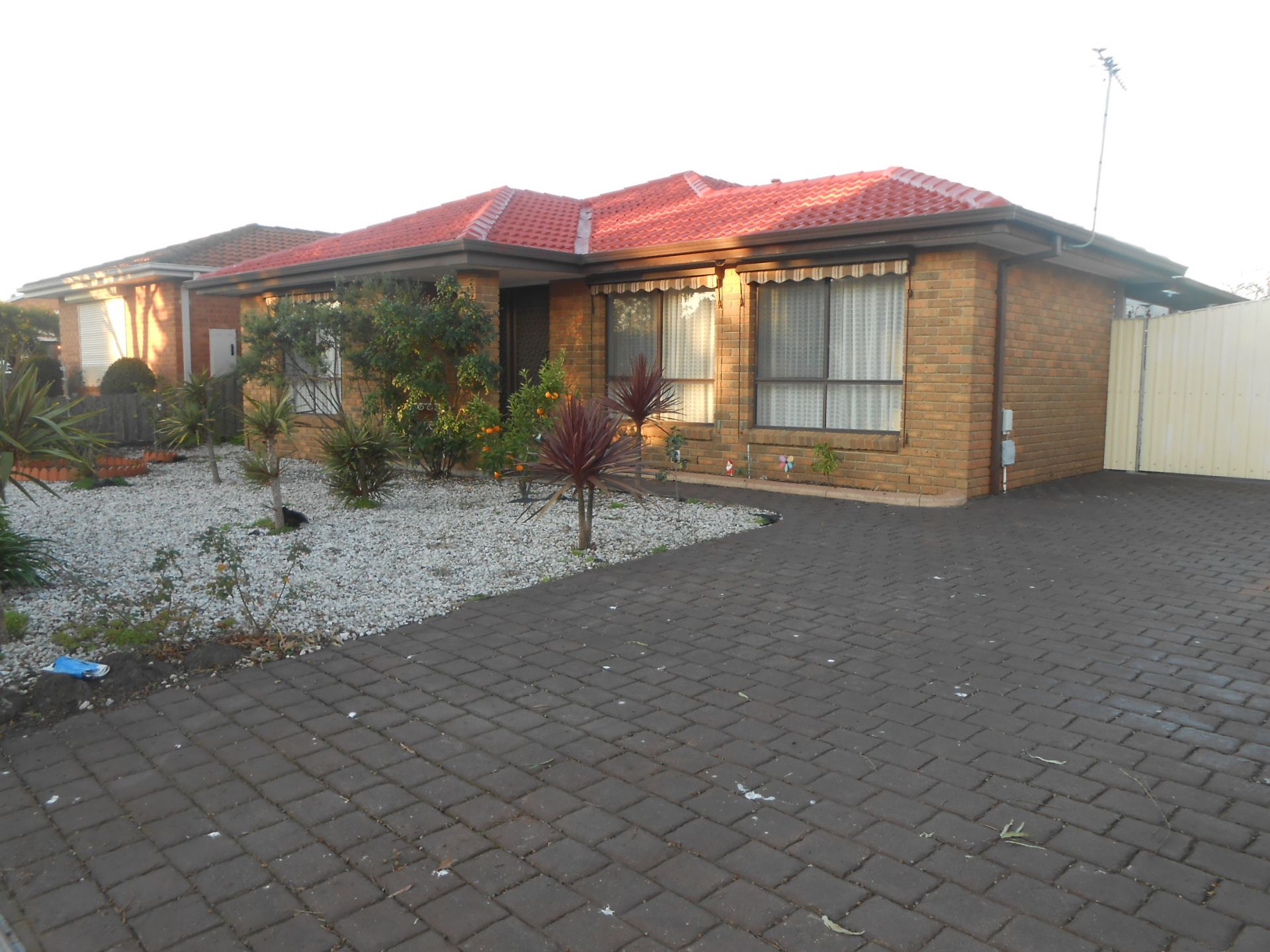 SPACIOUS 3 BEDROOM HOME IN A GREAT LOCATION