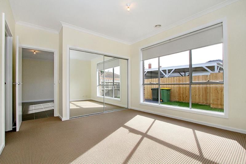 HEAD DOWN TO HENTY!