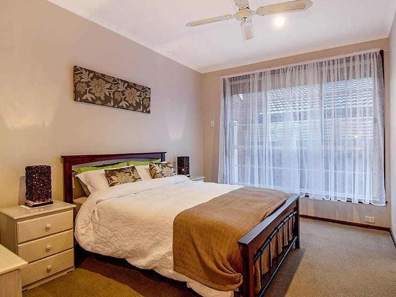 25 Knightsbridge Avenue, Altona Meadows - Thumbnail 8