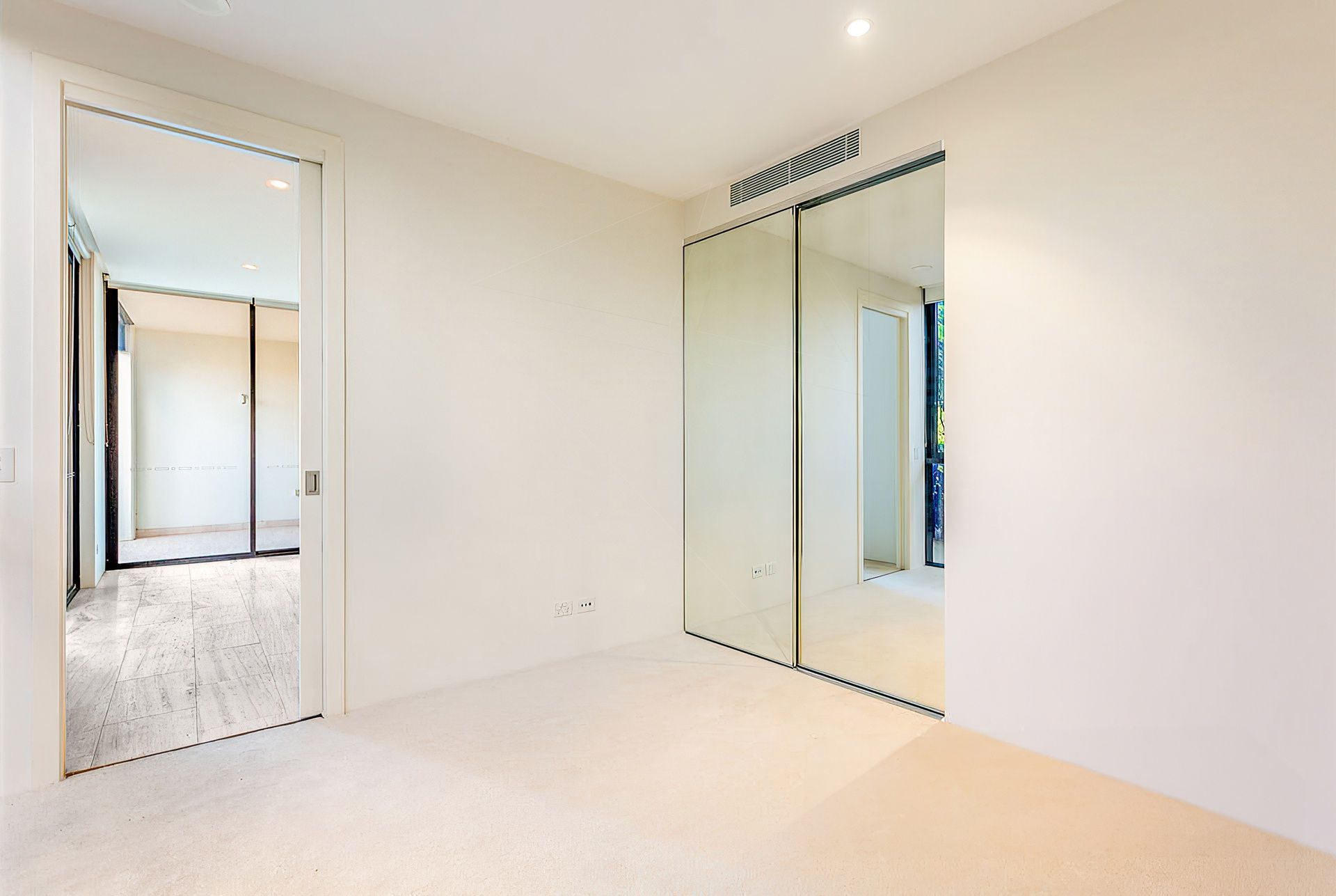 208W/1 Marina Drive Benowa QLD, Benowa - Thumbnail 5