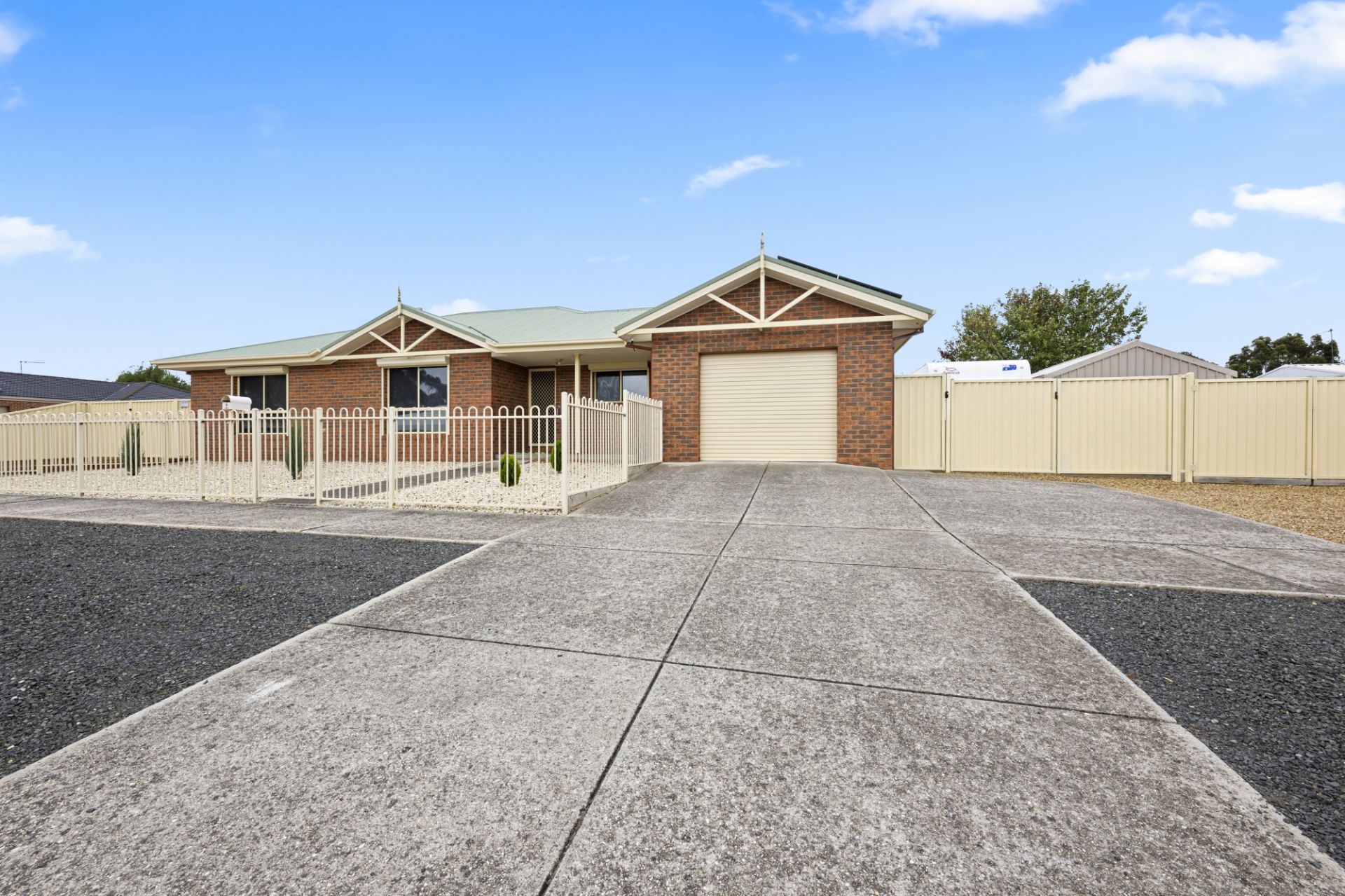 4 Mountview Drive, Sebastopol, Sebastopol - Thumbnail 5