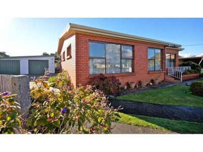 3
 
 
 
  
 
 
 1
 
 
 
  
 
 
 2
 
 
 
 
 
 
 
 4 Aurora Place, DEVONPORT TAS 7310, Devonport - Thumbnail 2