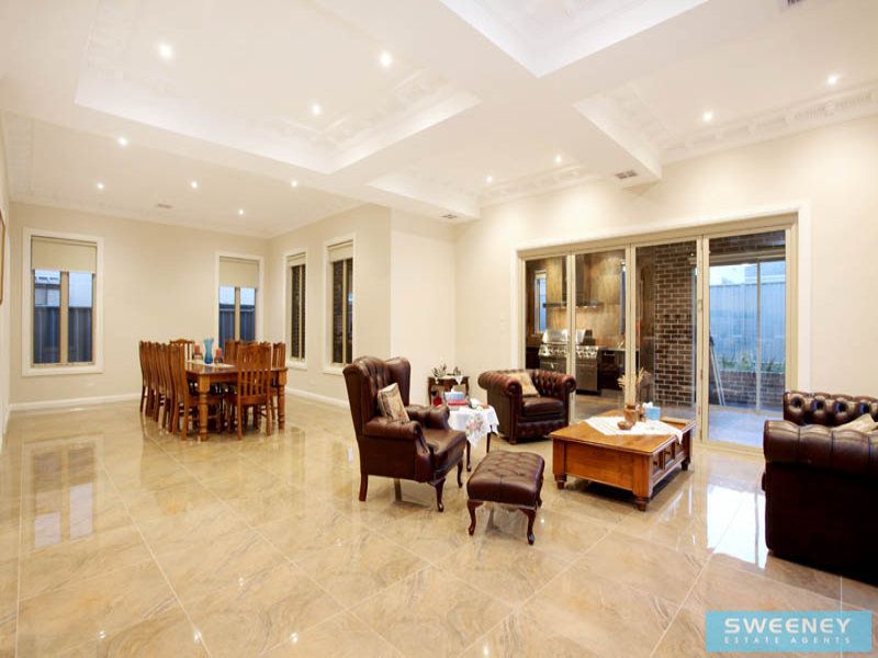 6 Heathcote Retreat, Caroline Springs - Thumbnail 8