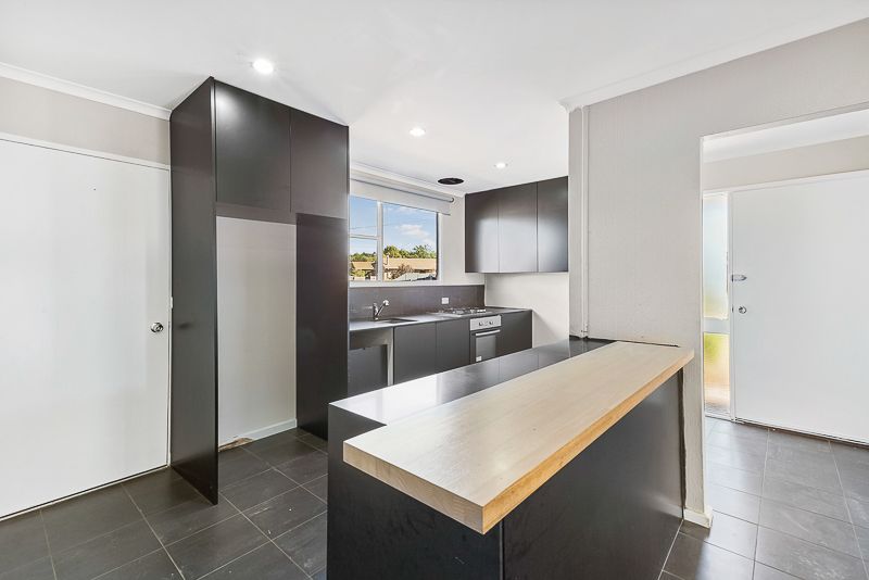51 Jonathan Drive, Bacchus Marsh - Thumbnail 4