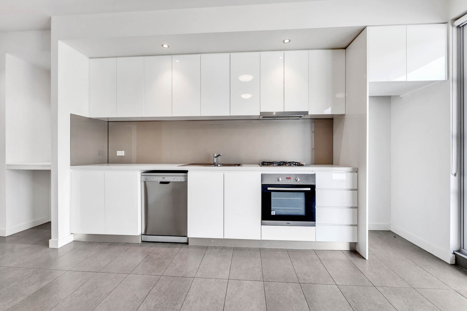 4/286 Hawthorn Road, Caulfield - Thumbnail 4