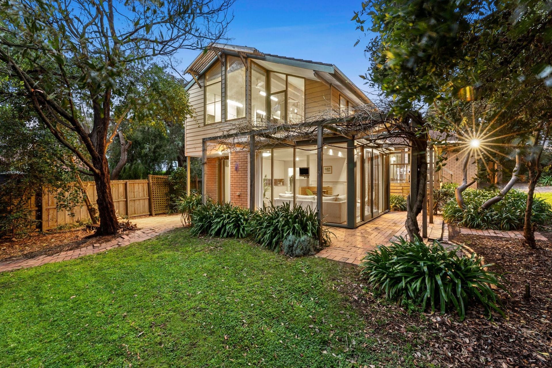 18 Hogan Drive Barwon Heads VIC, Barwon Heads - Thumbnail 2