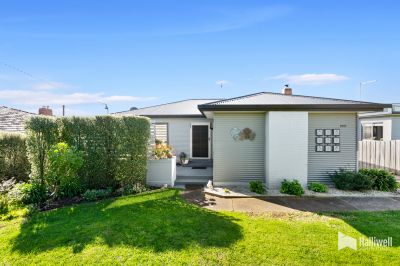 3
 
 
 
  
 
 
 1
 
 
 
  
 
 
 4
 
 
 
 
 
 
 
 186 Steele Street, Devonport TAS 7310, Devonport - Thumbnail 2
