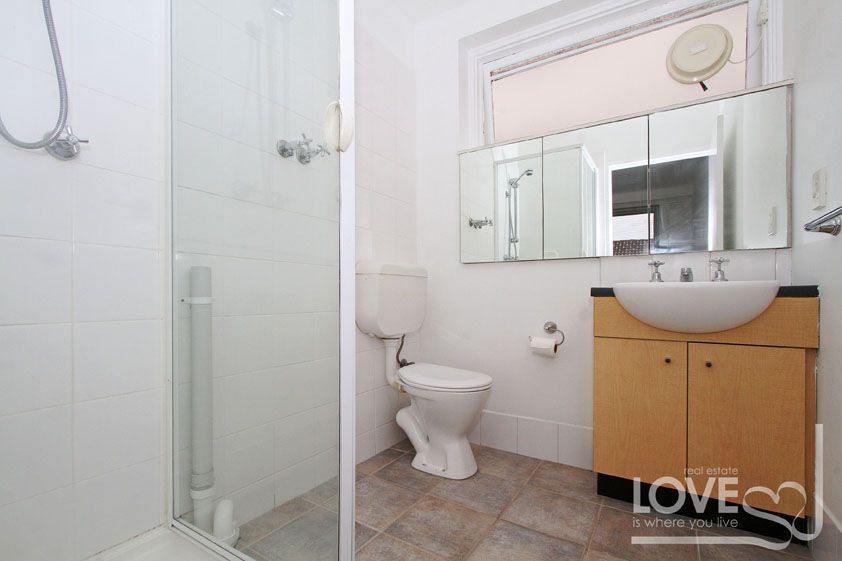 LOCATED IN THE HEART OF THORNBURY