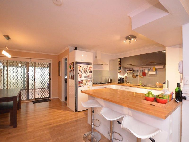 2/27 Empire Street Footscray VIC, Footscray - Thumbnail 3