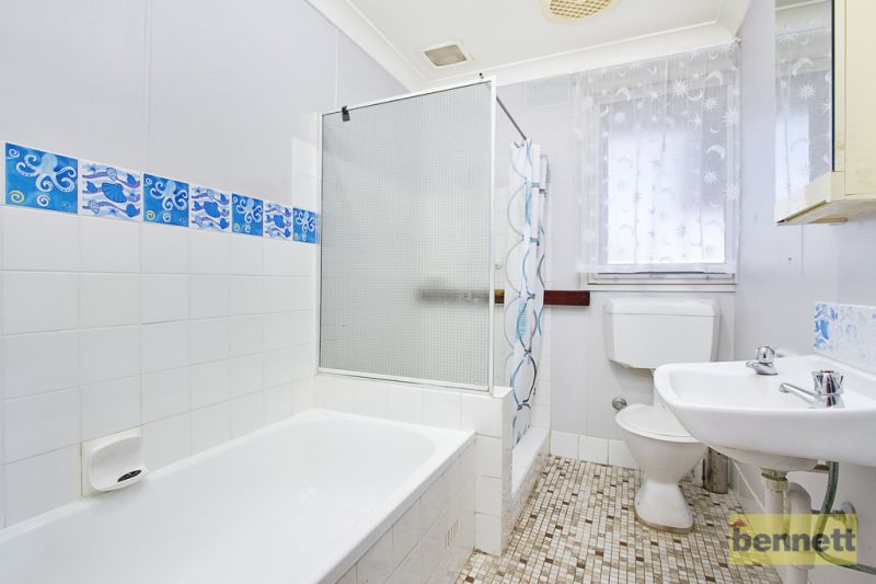 6 Clarke Avenue, Hobartville - Thumbnail 6