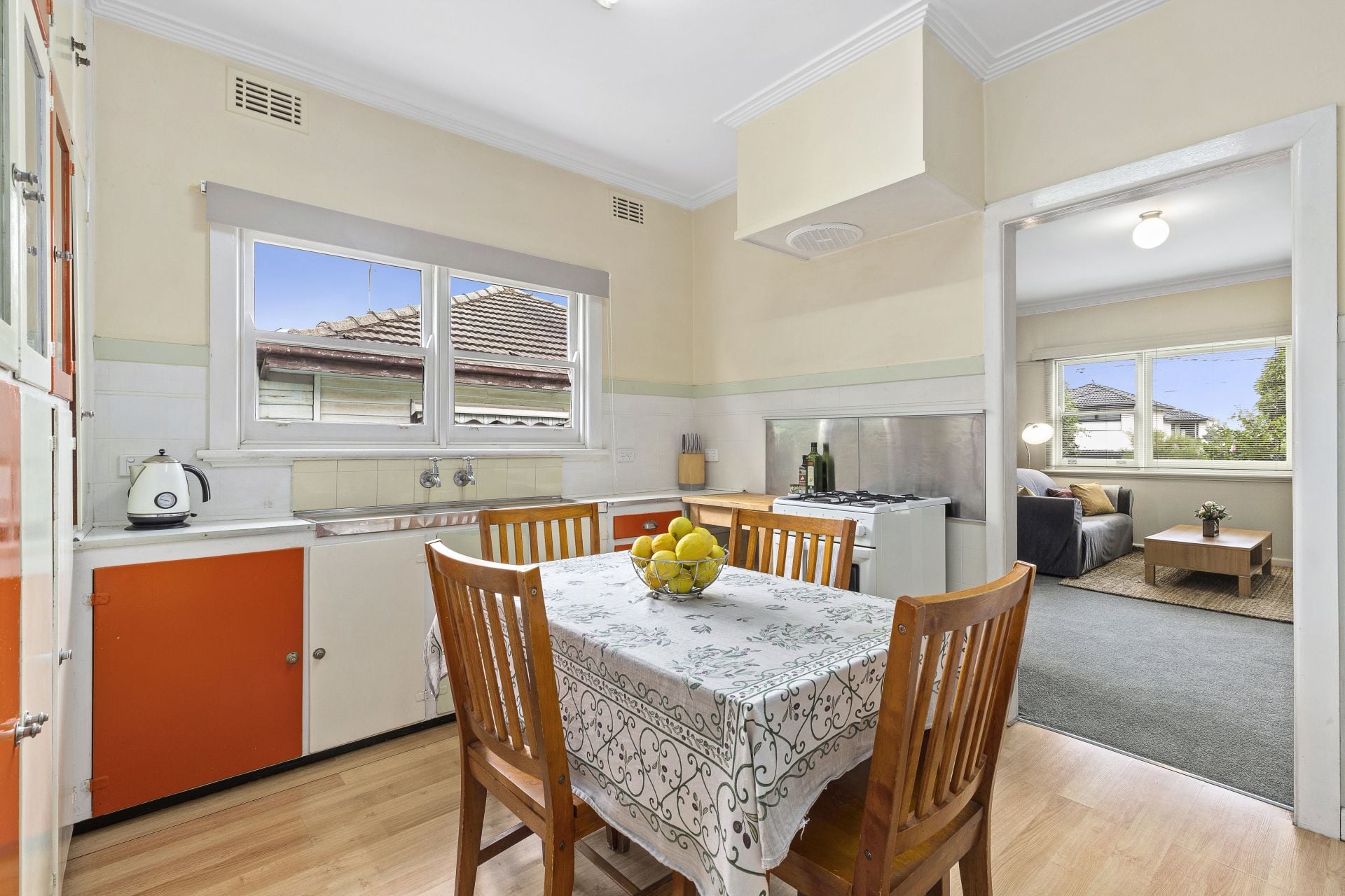 Generous property in a prime pocket
