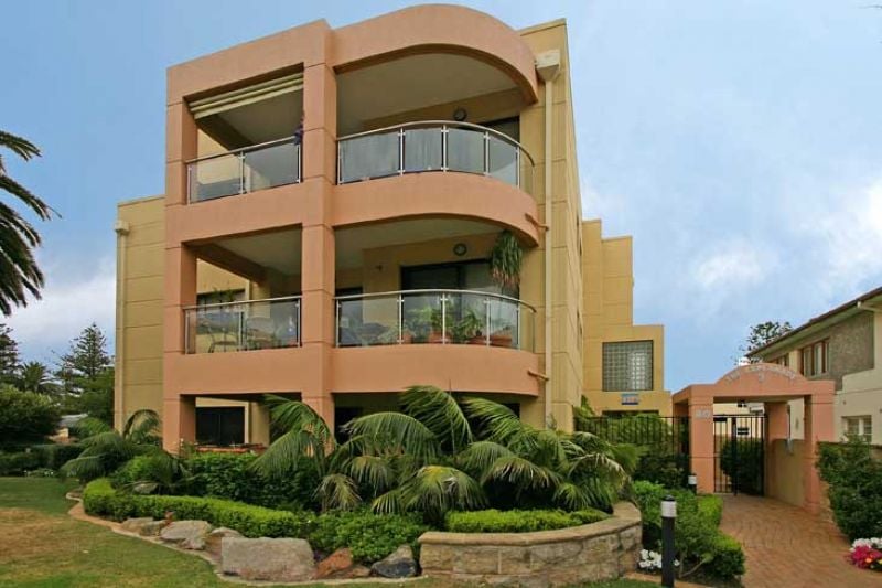 3 Esplanade