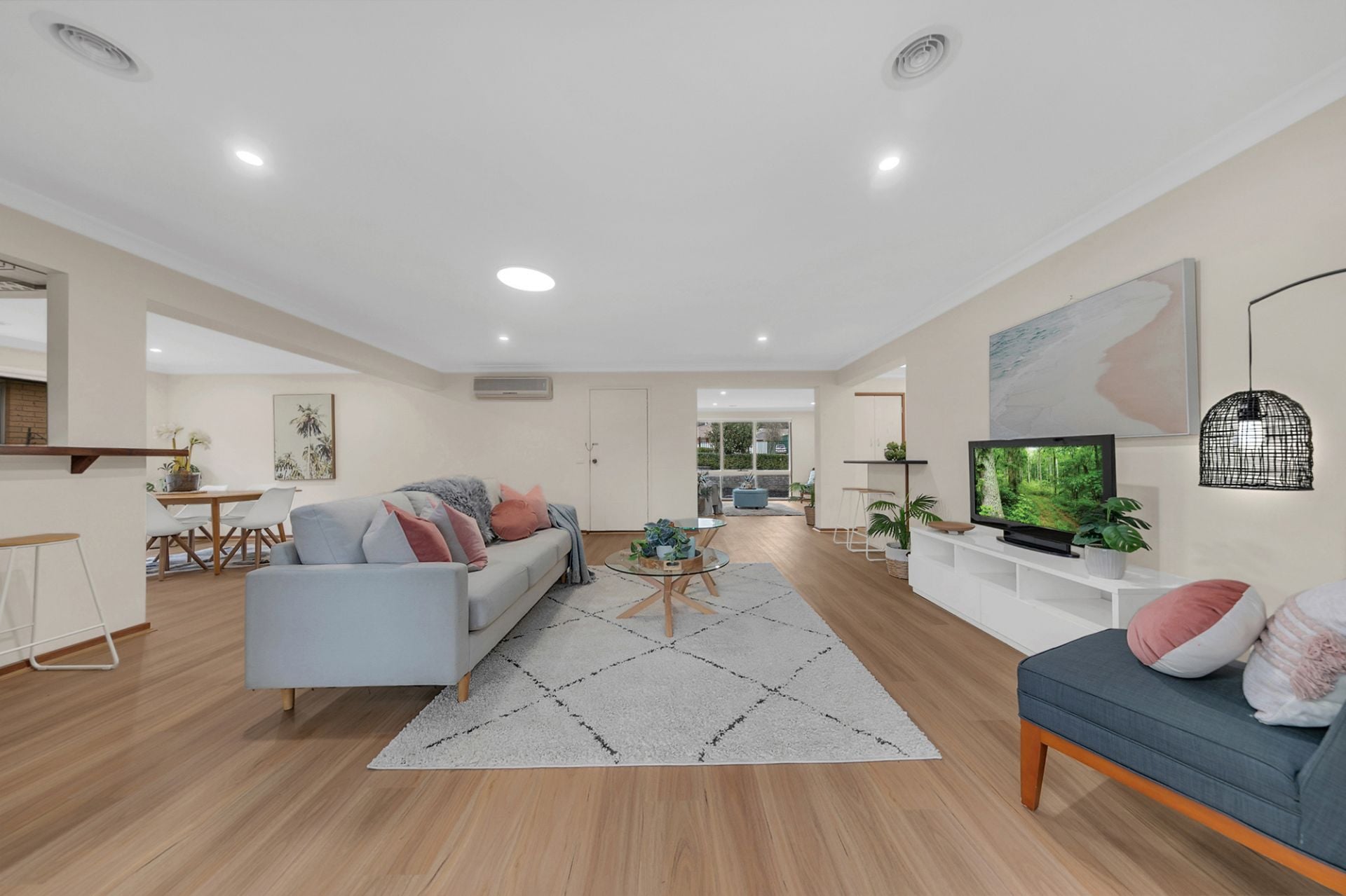 A Taste Of Bundoora Living, But Without The Price Tag!