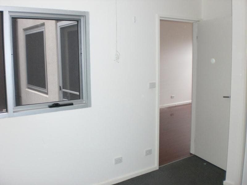 OPEN LIVING!