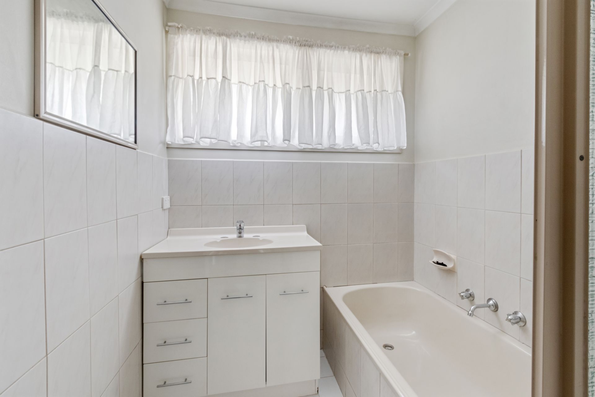 SPACIOUS UNIT